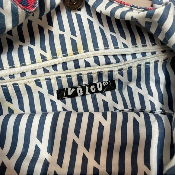 Volcom Canvas Hobo Bag Womens Large Red Navy Bird Print Rope Handle Condition - Picture 2 of 7